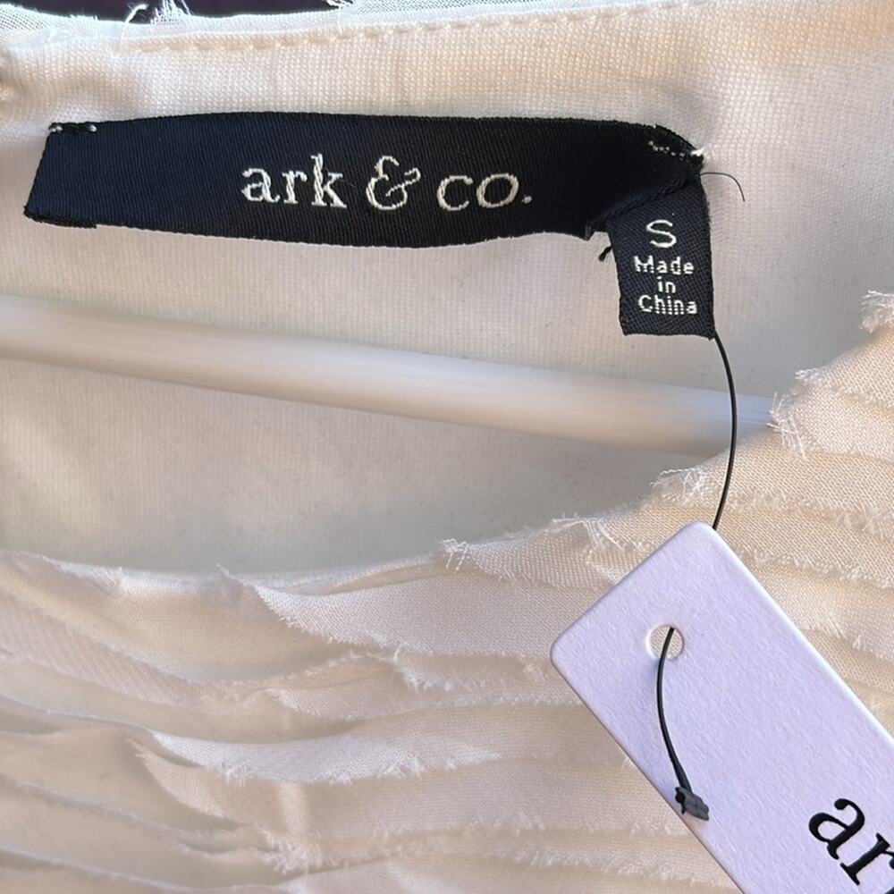 Ark & Co White Ruffle Shift Dress Raw Hem Mini Short Sleeve Bridal Size Small - Picture 7 of 8